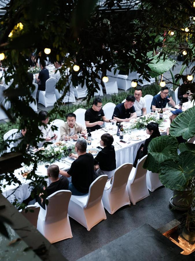 Wezo Hotel Kuanzhai Alley Chengdu-Breakfast Till 12Noon-Lv City Guide Recommended Hotel מראה חיצוני תמונה