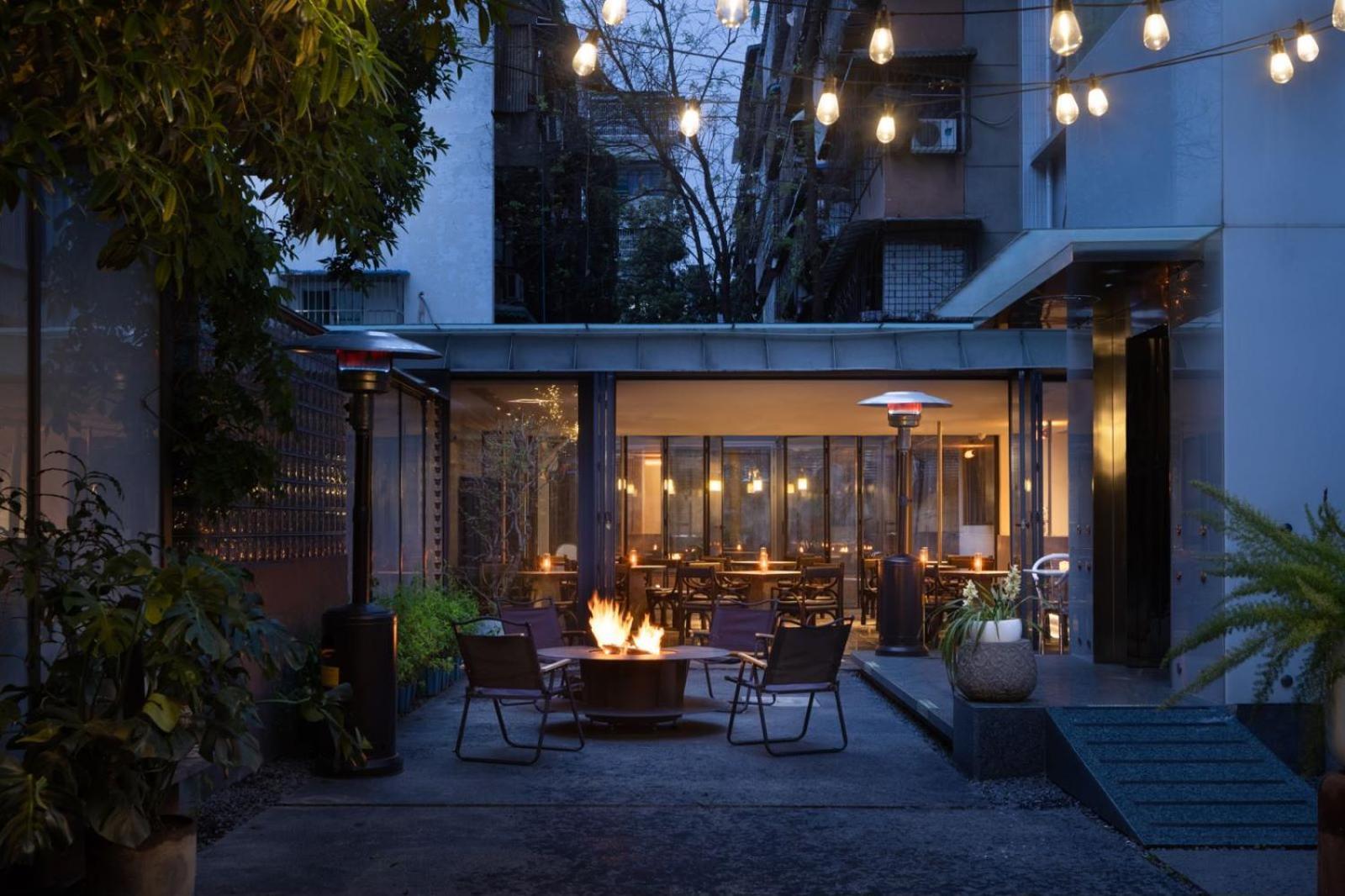 Wezo Hotel Kuanzhai Alley Chengdu-Breakfast Till 12Noon-Lv City Guide Recommended Hotel מראה חיצוני תמונה